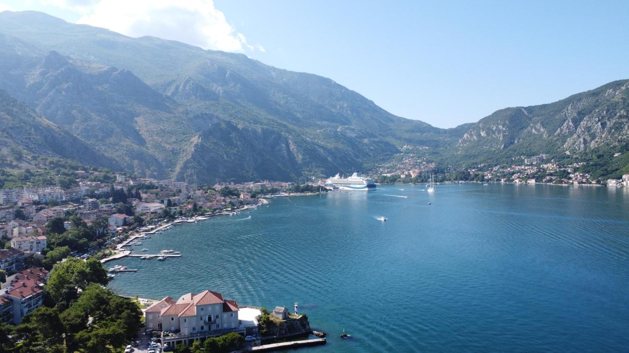 Rooms & Apartments Vukasovic Kotor Exterior photo